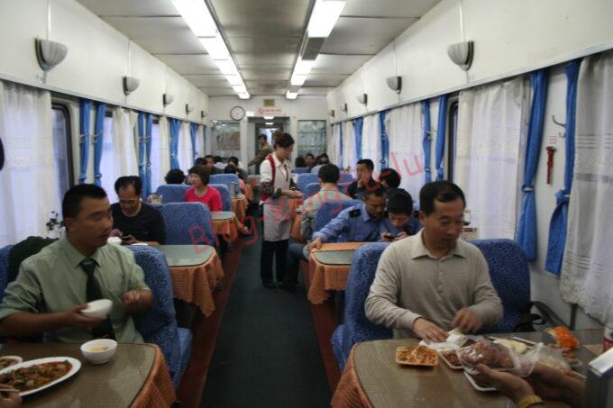 中国旅行 シルクロード　西安 敦煌　寝台列車