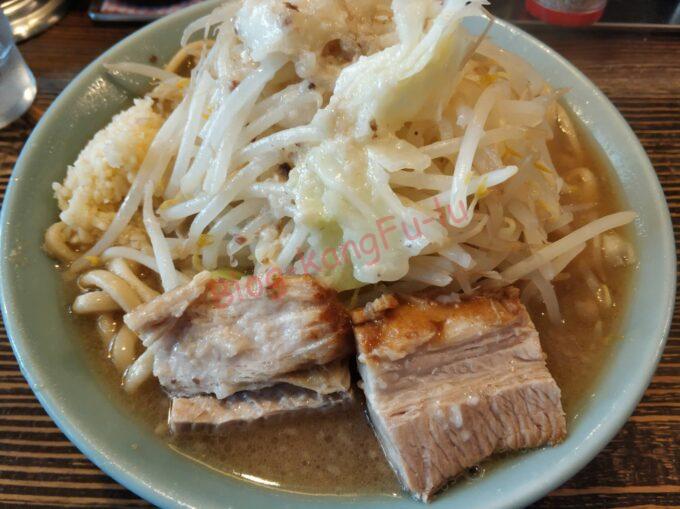 静岡県富士市 メガドンキ ラーメン 大山 ニンニク 二郎系