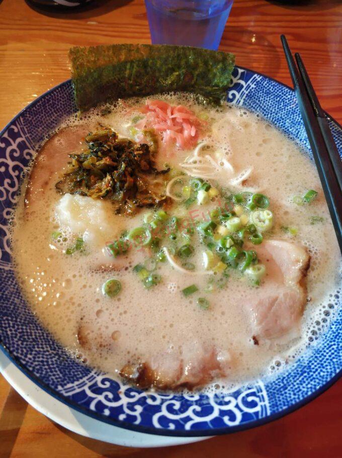 愛知県日進市 九州豚骨 ラーメン 替玉 鶴亀堂