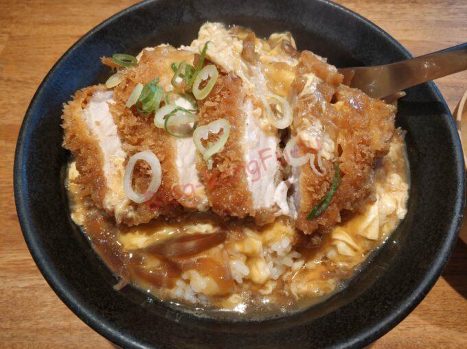 名古屋市天白区 洋食 パセリ カツ丼 玉子とじ 卵とじ かつ丼