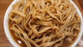 名古屋丸の内 ラーメン二郎 二郎インスパイア 肉うどんさんすけ ヤサイニンニクうどん 大人のさんすけうどん アブラ 豚