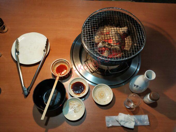 三重県鈴鹿市 焼肉 とっくり屋 松坂牛 ハラミ ホルモン キムチ 七輪 宮の雪