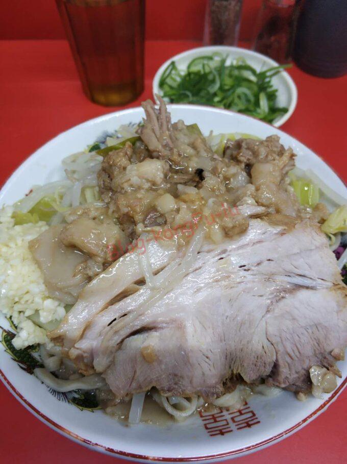 京都市左京区 ラーメン二郎京都店 汁抜き ニンニクアブラ カラメ 豚