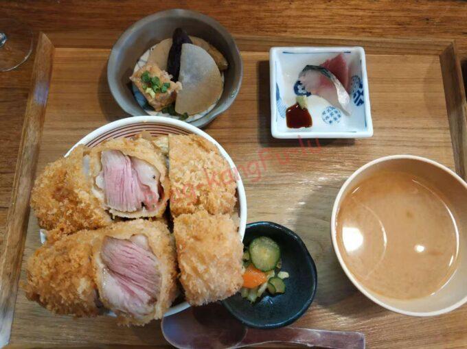 名古屋市天白区 カツ丼 食堂はじめ。 低温調理 トンカツ かつ丼 とんかつ