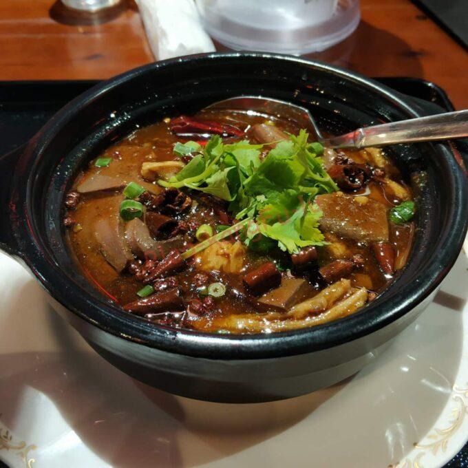 名古屋市中川区 新四川 中華料理 ガチ中華 大陸系中華 鴨血 ホルモン 定食