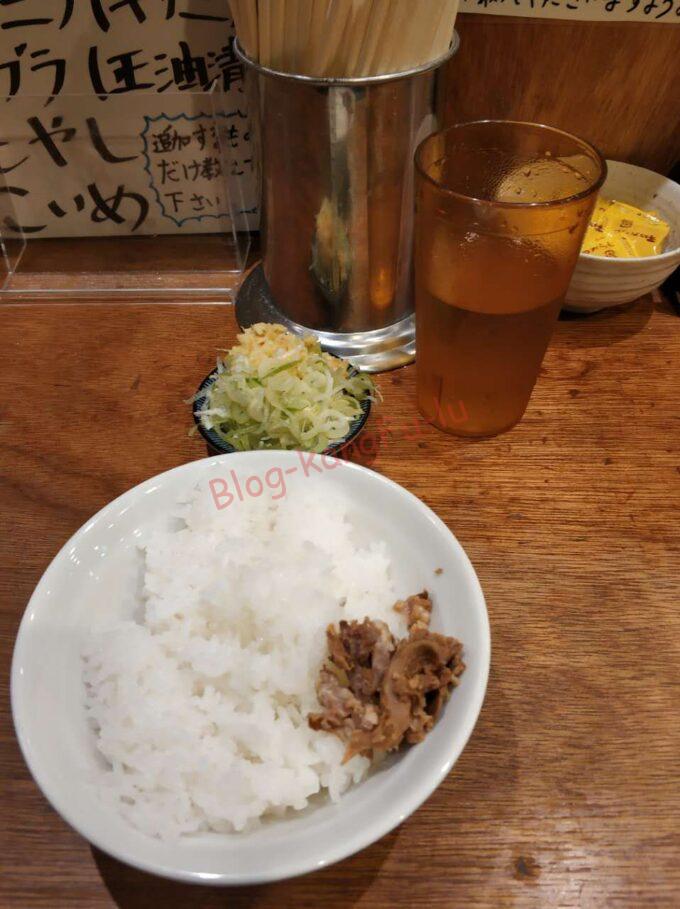 名古屋丸の内 ラーメン 肉うどんさんすけ 家系チャーシューうどん ラーメン二郎