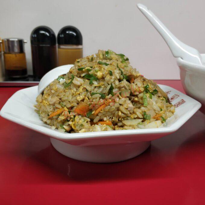 名古屋伏見 町中華 中華料理 香蘭園 五目ラーメン 五目そば 炒飯 チャーハン
