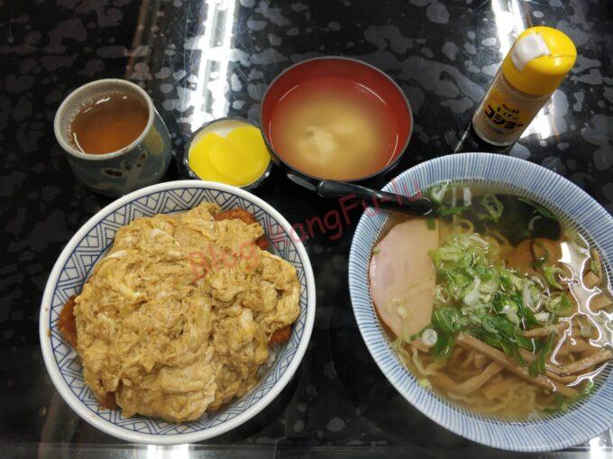 名古屋市中川区 うどん そば きしめん 葉栗屋 カツ丼 かつ丼 中華そば ラーメン