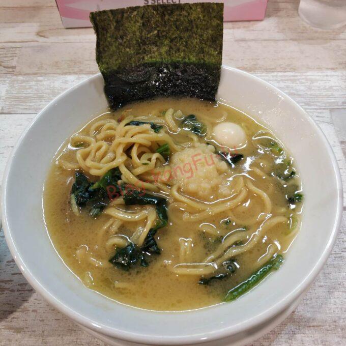 名古屋市天白区 麺屋もんたな 家系ラーメン ニンニク 海苔 ほうれん草 アル・パチーノ スカーフェイス