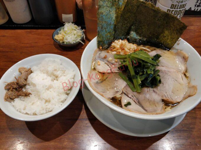 名古屋丸の内 肉うどんさんすけ 家系ラーメン ラーメン二郎 ライス