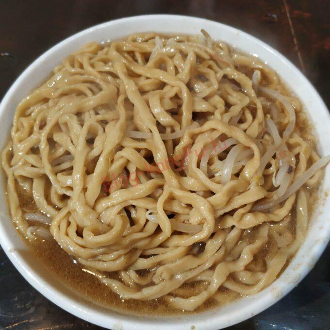 名古屋市天白区 歴史を刻め八事店 二郎系 醤油 ニンニク アブラ 豚 味薄め