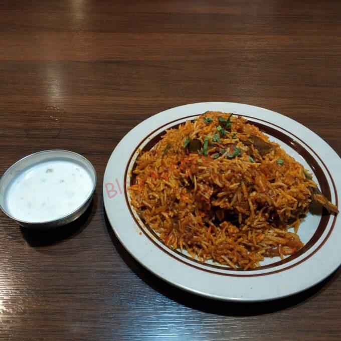 名古屋市天白区 インド料理マウントエベレスト ネパール ビリヤニ タンドリーチキン チャイ ライタ