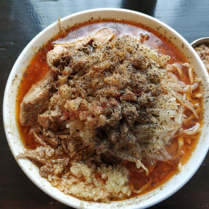 名古屋市天白区 二郎系 歴史を刻め八事店 酸辣湯麺 サンラータン ニンニク アブラ 豚 ラーメン