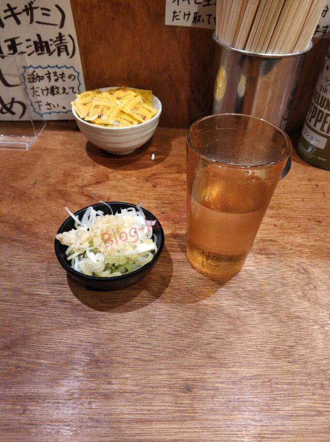 名古屋丸の内 肉うどんさんすけ ラーメン二郎 豚 さんすけうどん 魚介