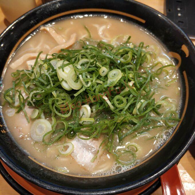 名古屋市名東区 豚旨とんこくうま屋名東本通店 ラーメン チャーハン 炒飯 ニンニク 九条ネギ