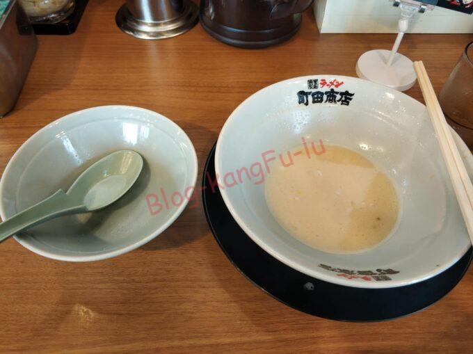 愛知県日進市 横浜家系ラーメン町田商店 塩ラーメン ライス ニンニク 豆板醤 酢