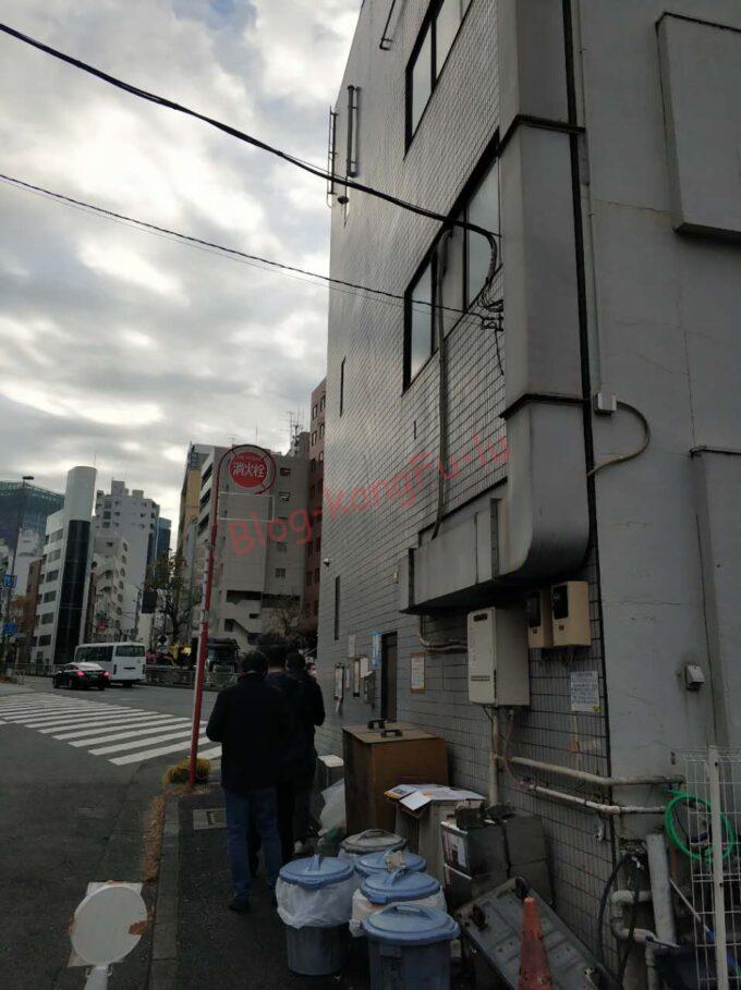 東京都港区 ラーメン二郎三田本店 ニンニク アブラ 豚 ファーストロット ファスロ