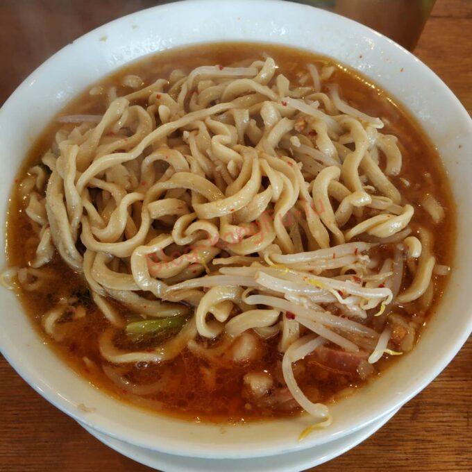 名古屋丸の内 肉うどんさんすけ ラーメン二郎 大人のさんすけうどん 辛みそ 豚 ニンニク アブラ