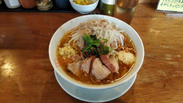 名古屋丸の内 肉うどんさんすけ ラーメン二郎 大人のさんすけうどん 辛みそ 豚 ニンニク アブラ