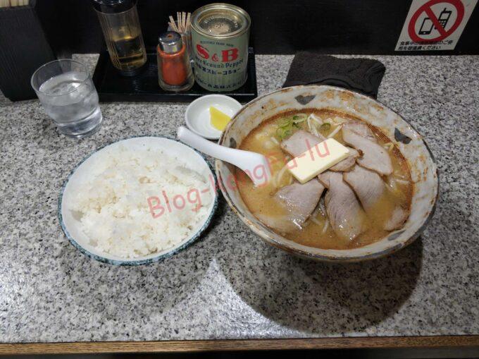 名古屋上前津 ラーメン専門店 八龍 味噌ラーメン バター チャーシュー ライス