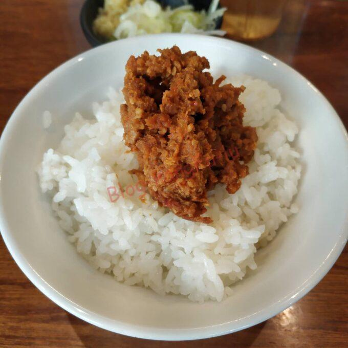 名古屋丸の内 ラーメン二郎 肉うどんさんすけ 家系うどん ニンニク アブラ コイメ チーユ のりまし ライス