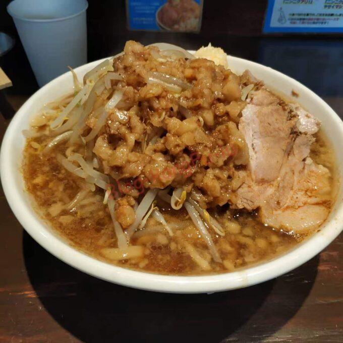 名古屋市天白区 塩釜口 歴史を刻め八事店 ラーメン 二郎系 ニンニク アブラ 豚 ラー油