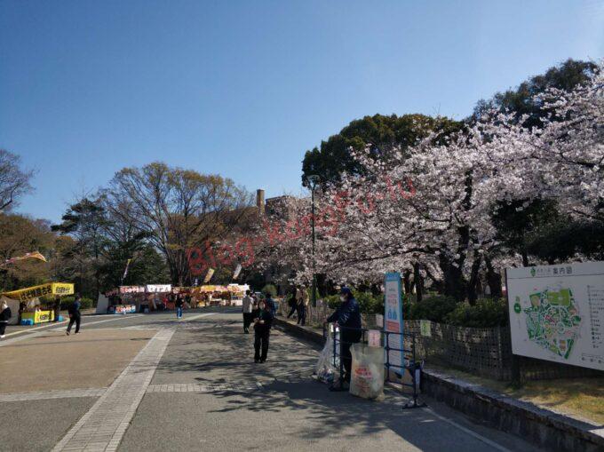 名古屋丸の内 肉うどんさんすけ ラーメン 二郎系 さんすけうどん 肉味噌 ライス