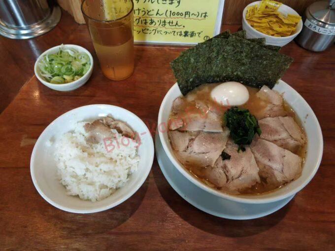 名古屋丸の内 肉うどんさんすけ ラーメン 二郎系 さんすけうどん 肉味噌 ライス 家系
