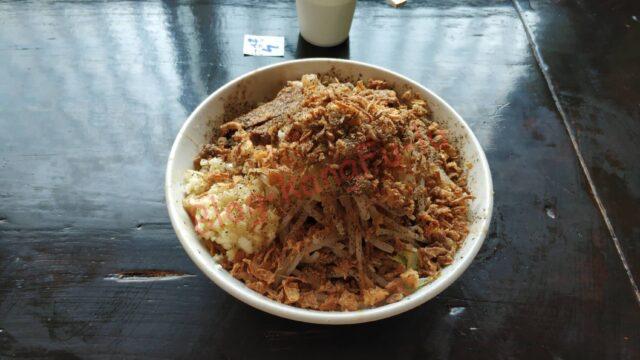 名古屋市天白区 二郎系 歴史を刻め八事店 汁なし400 ニンニク ラー油 お残しNG