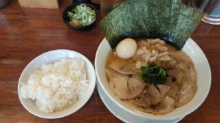 名古屋丸の内 二郎系 肉うどんさんすけ ニンニク アブラ 家系うどん モーニング