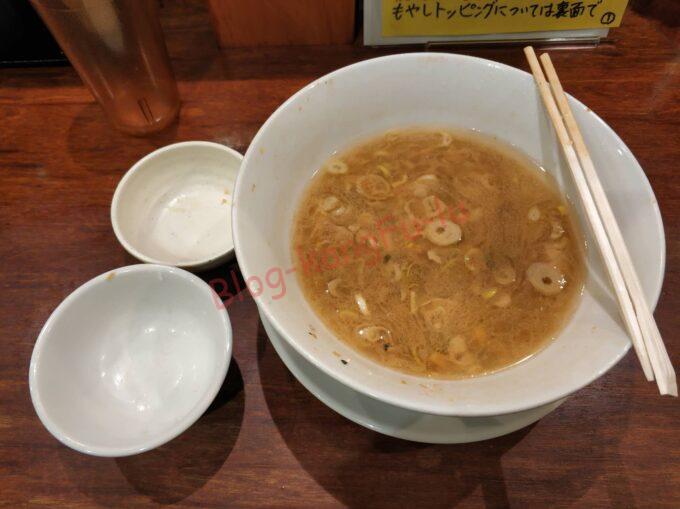名古屋伏見 肉うどんさんすけ ニンニク アブラ 豚 大人のさんすけうどん