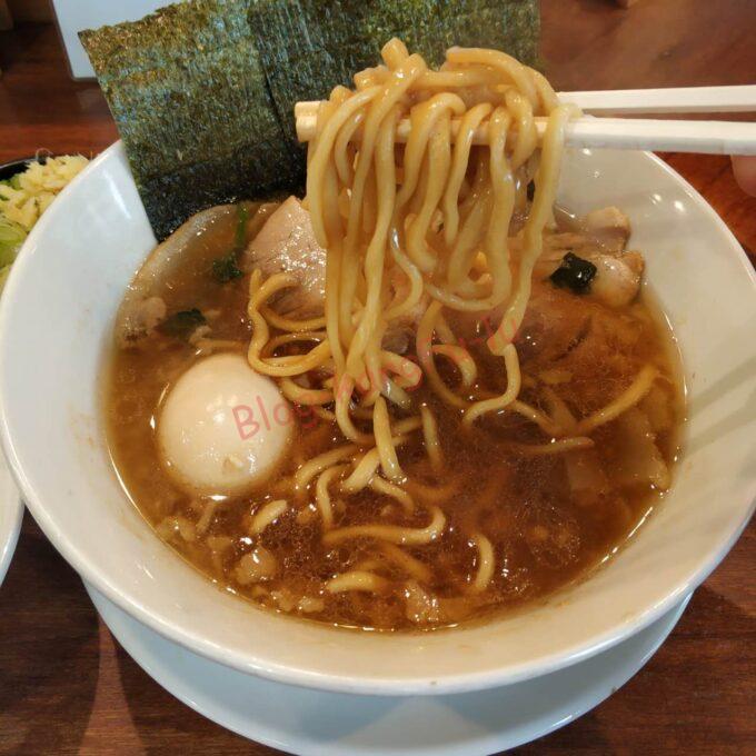 名古屋丸の内 肉うどんさんすけ 家系うどん ニンニク アブラ コイメ 替玉 二郎系